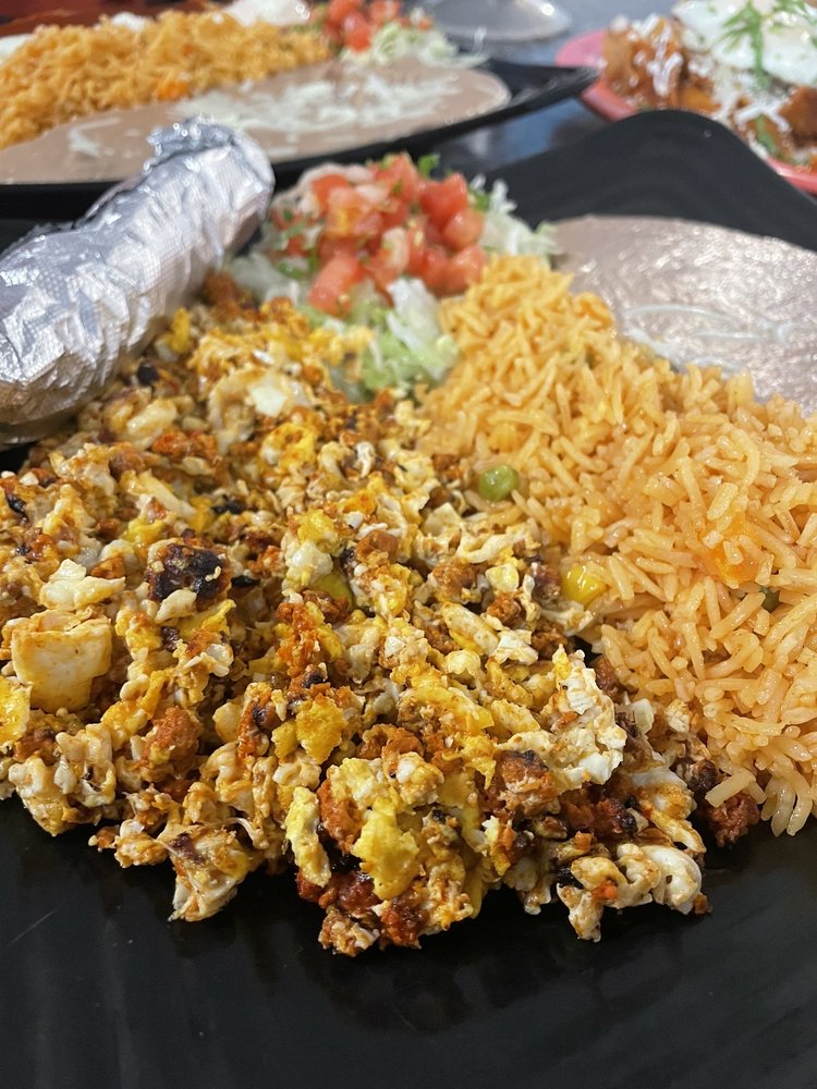 Chorizo con Huevo
